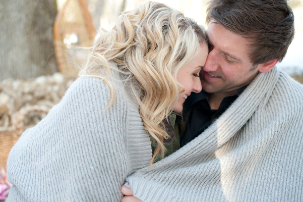 Soft blue outdoor engagement session by Anne-Marie Bouchard of AMBphoto styled by Catalina Bloch