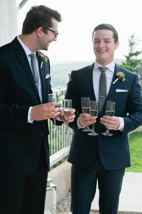 Le Belvedere wedding in Wakefield, Quebec by AMBphoto