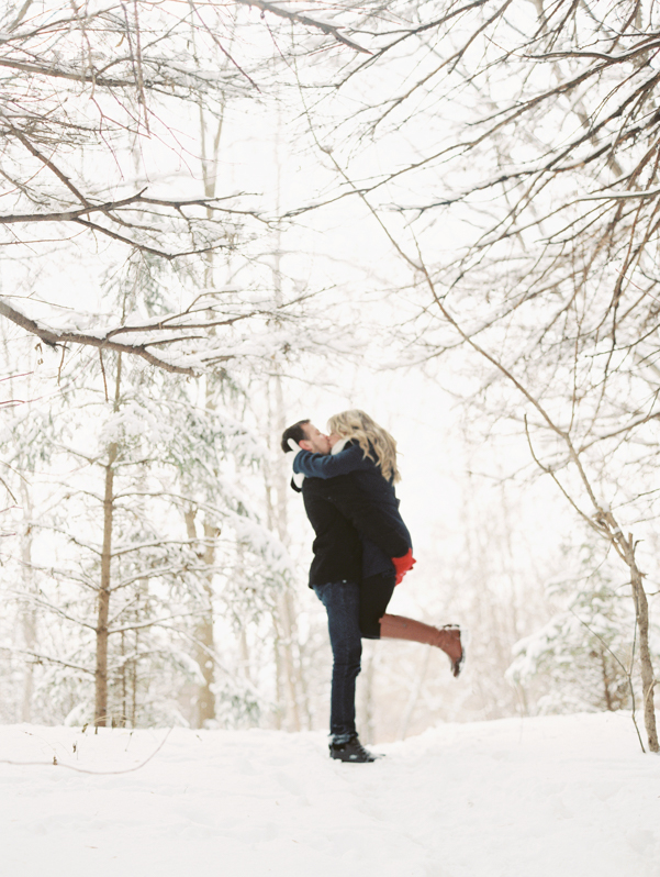 Snowy Engagement session in Ottawa Ontario